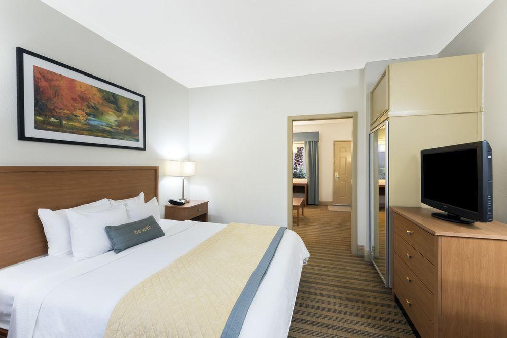 Comfort Suites Baton Rouge South I-10 Luaran gambar